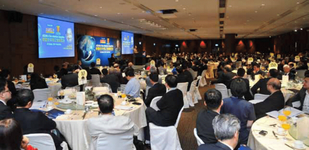 讲座会宴会现场